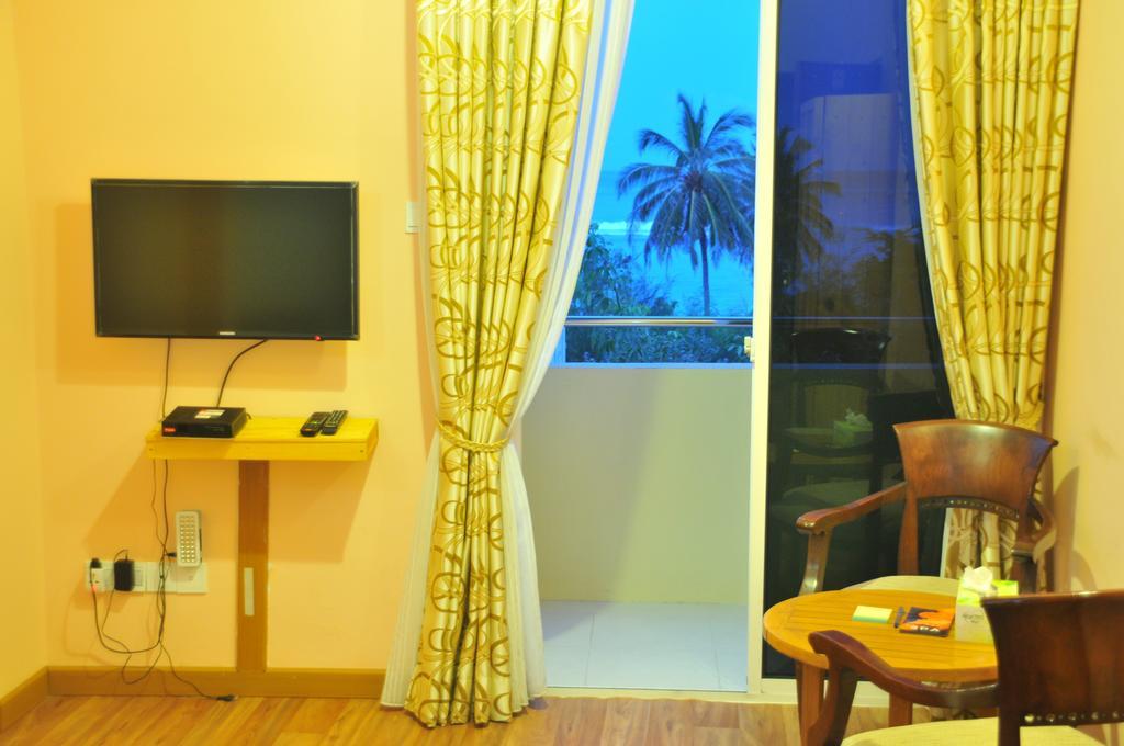 Koamas Lodge Hulhumale Exterior photo