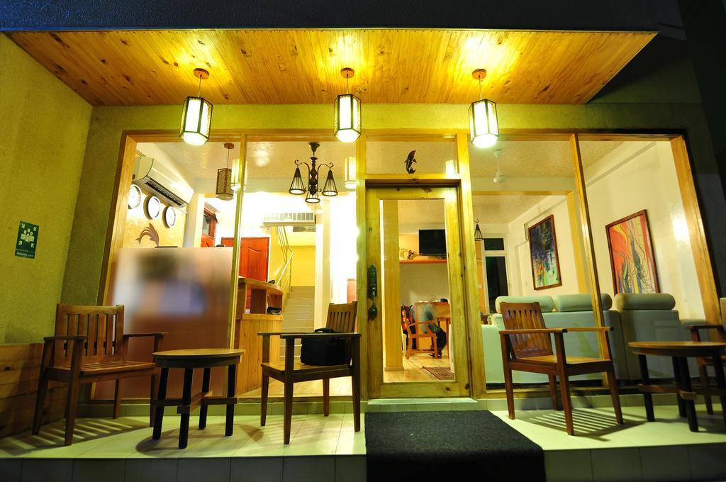 Koamas Lodge Hulhumale Exterior photo