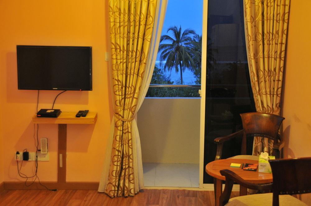 Koamas Lodge Hulhumale Exterior photo